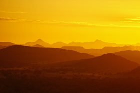 joe-mcdaniel-380048-unsplash